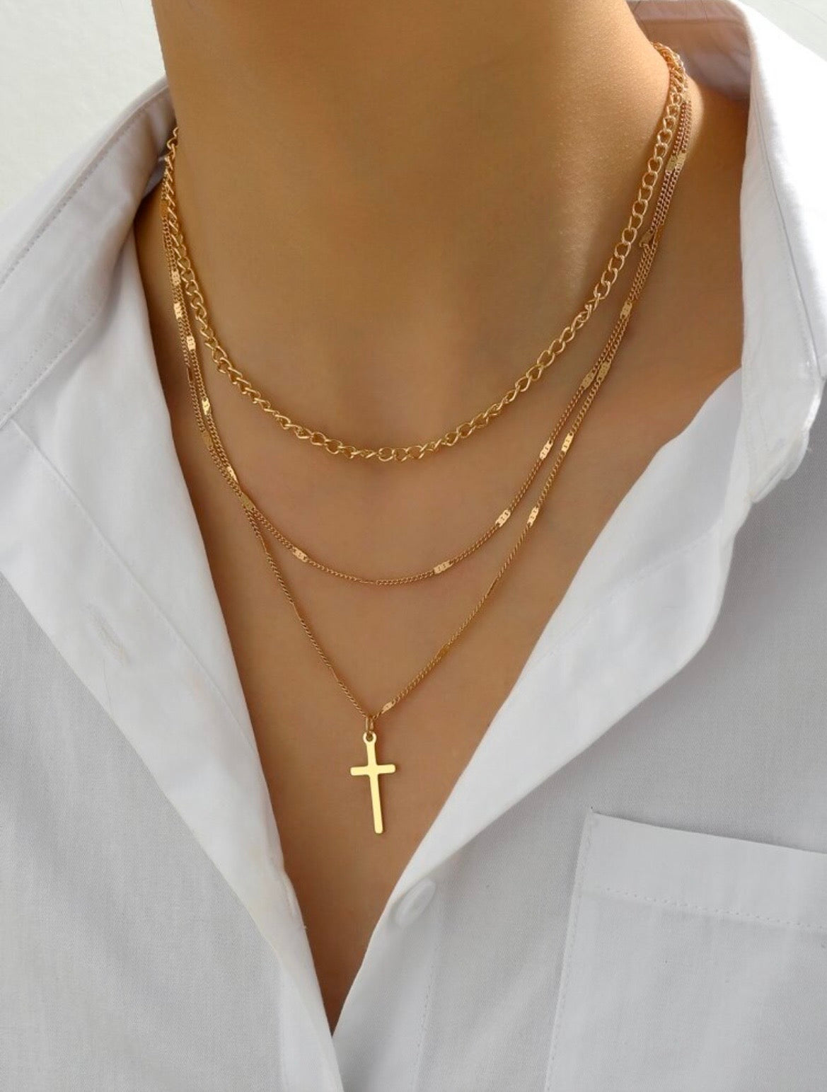 Layered cross pendant necklace