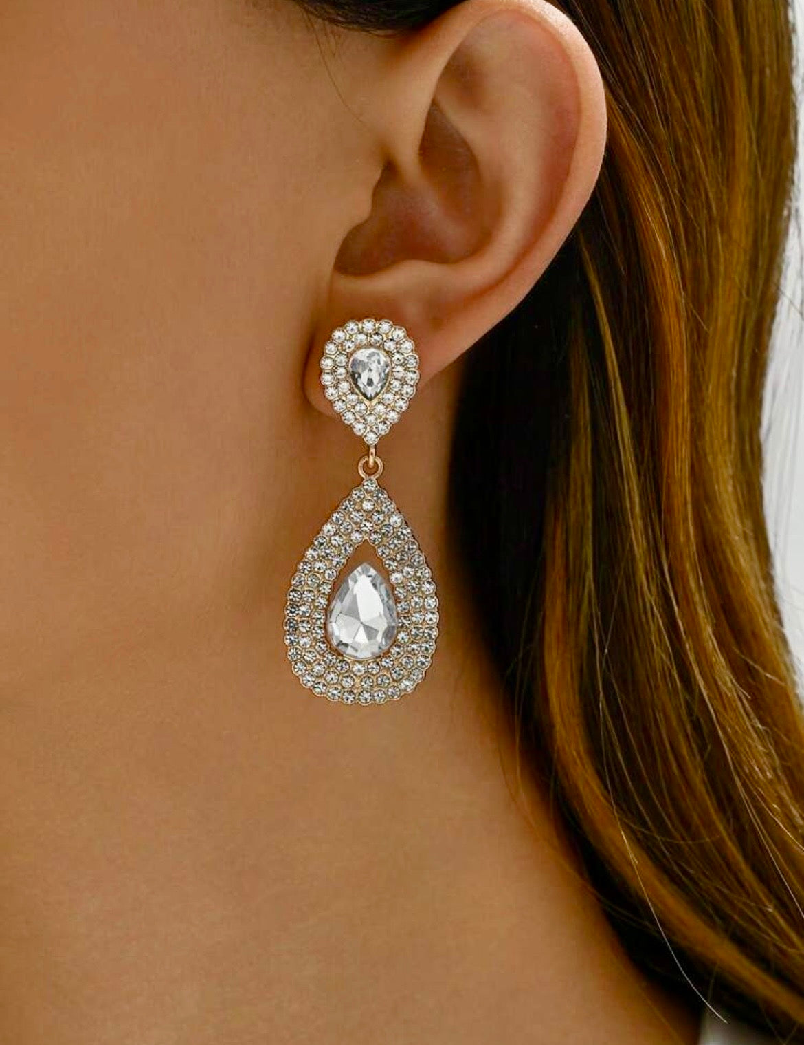 Rhinestone pendant earrings