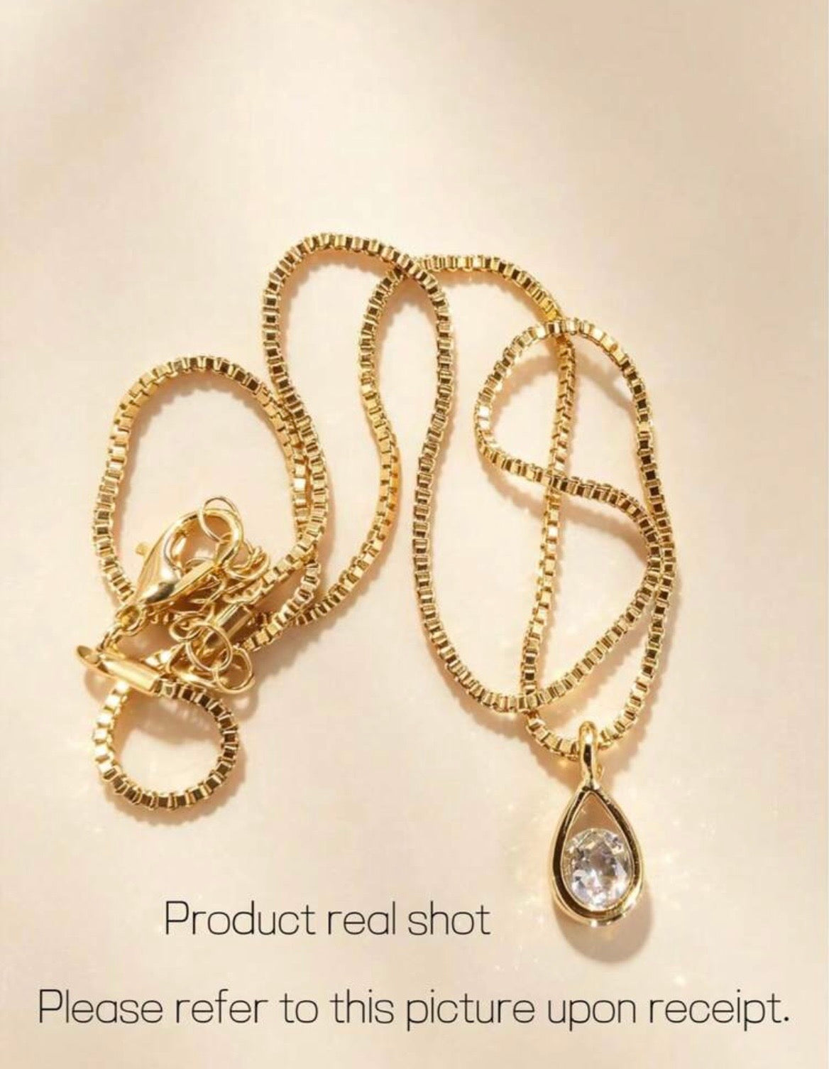 Water drop pendant necklace