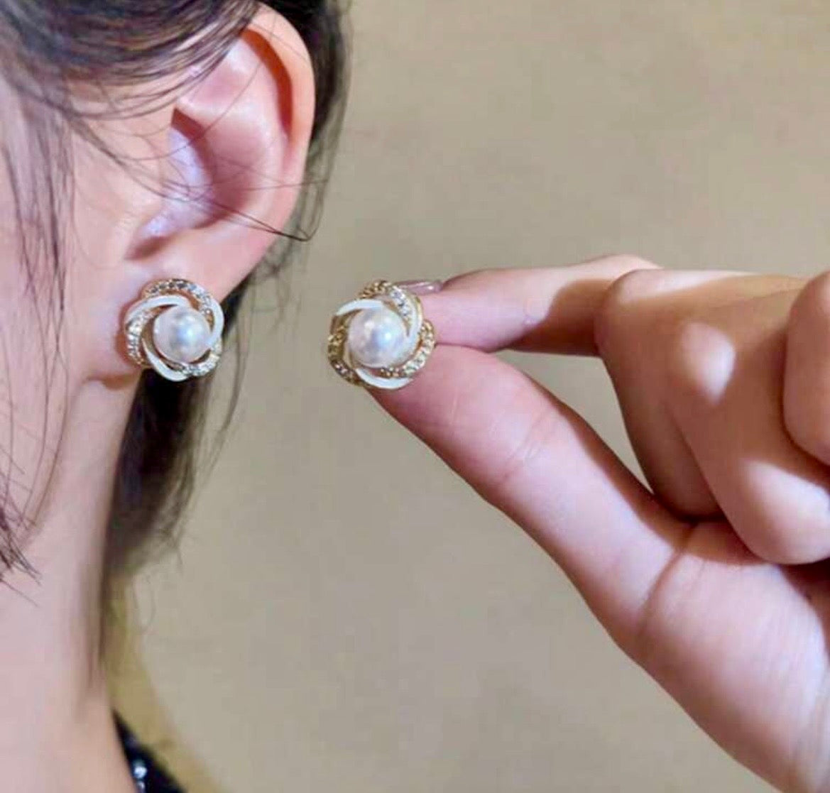 Korean faux pearl earrings