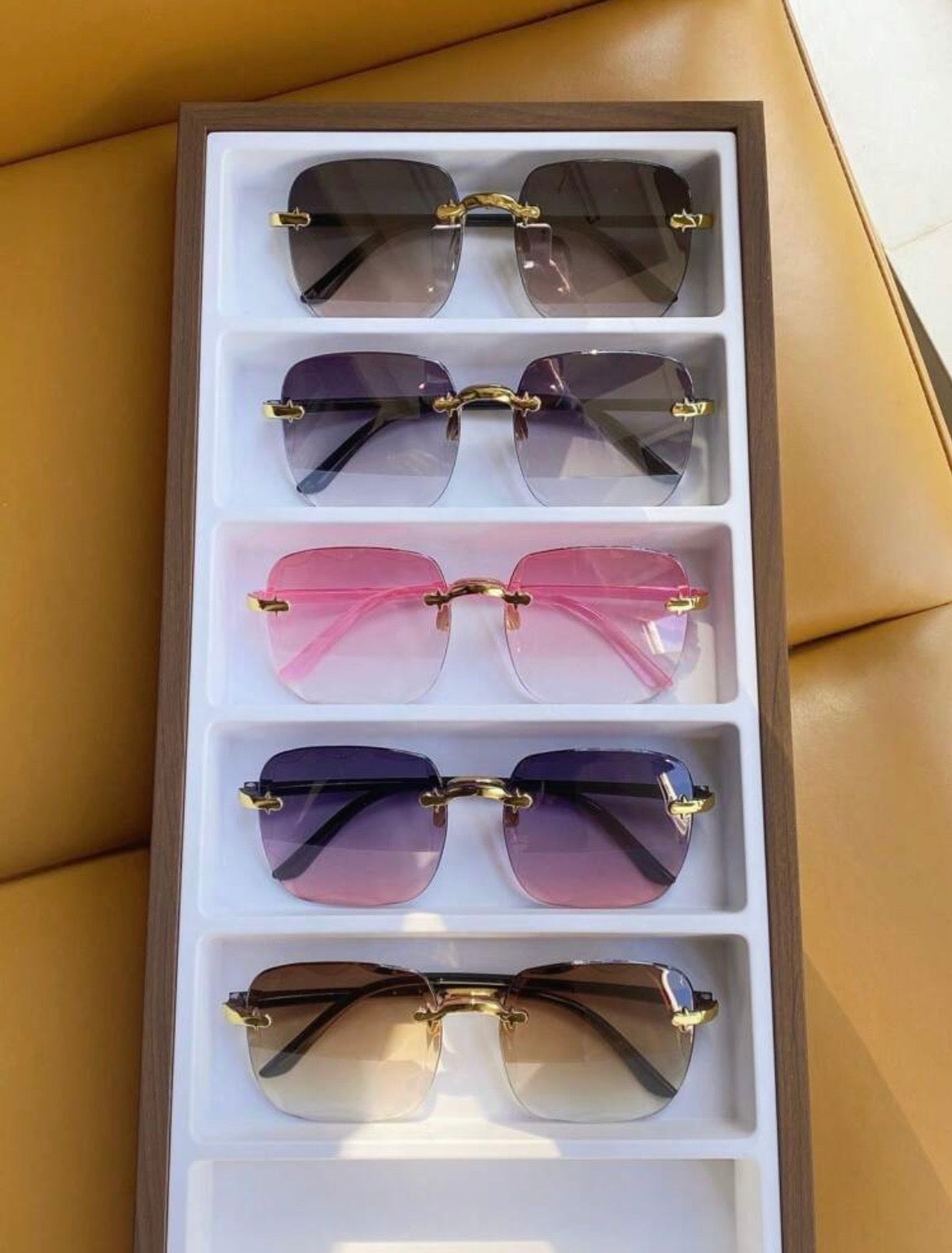 Frameless sunglasses