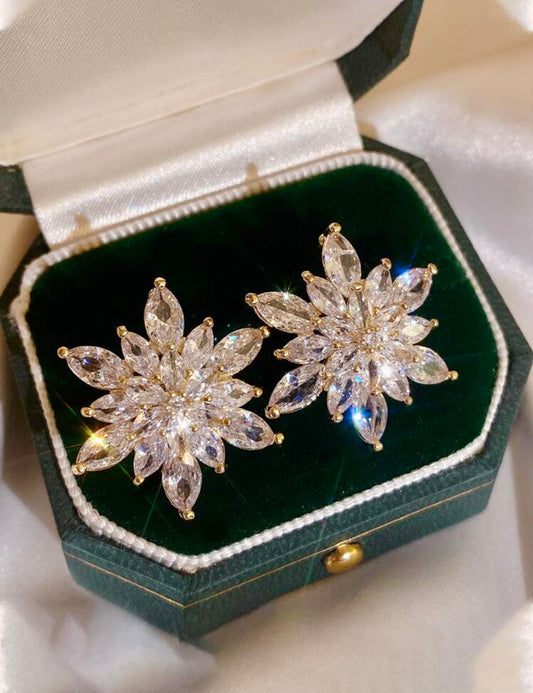 Snowflake rhinestone earrings