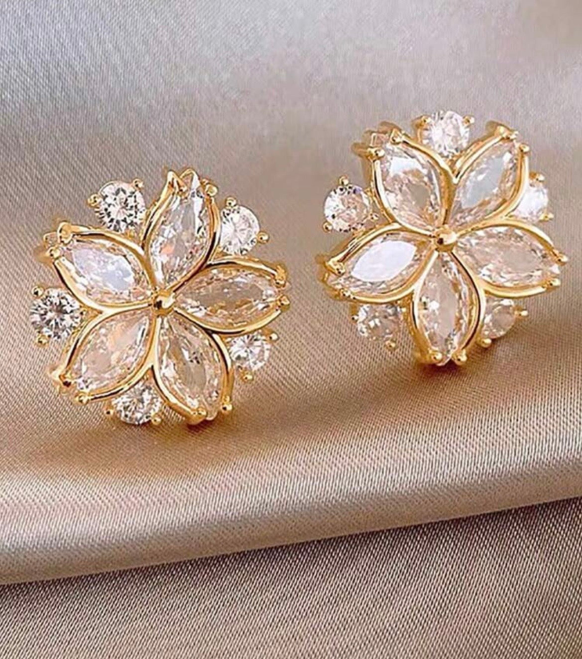 Floral glass earrings