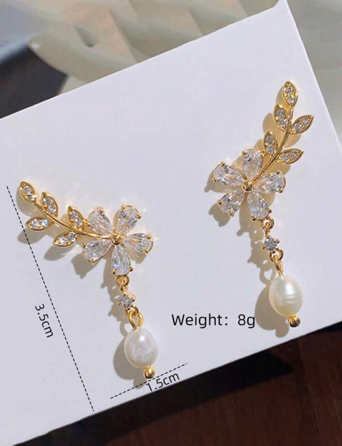 Leaf & flower drop pearl earrings