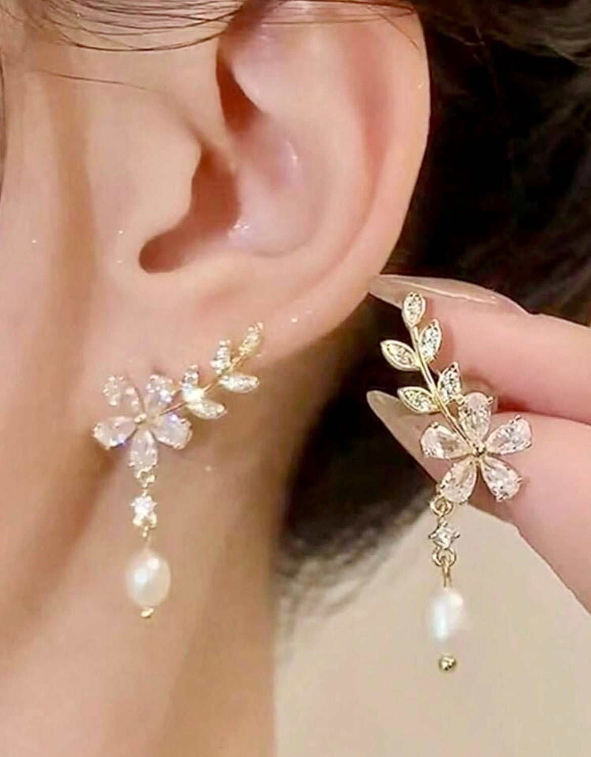 Leaf & flower drop pearl earrings