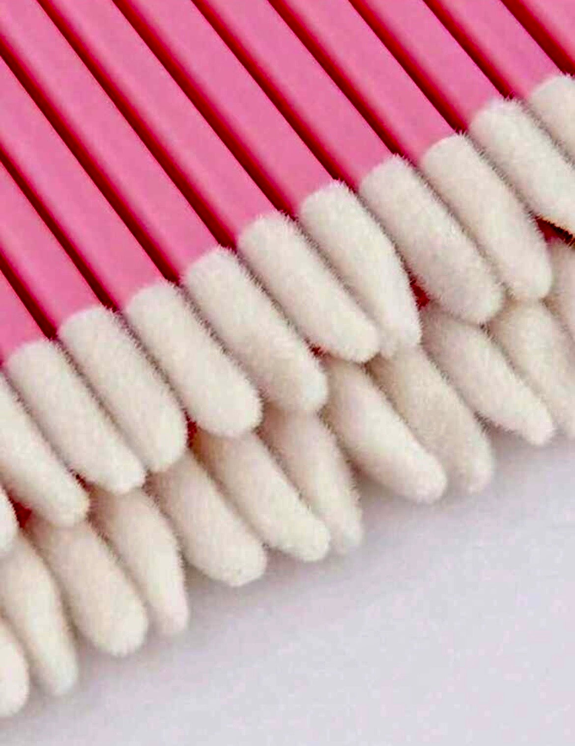 Lipstick disposable applicators