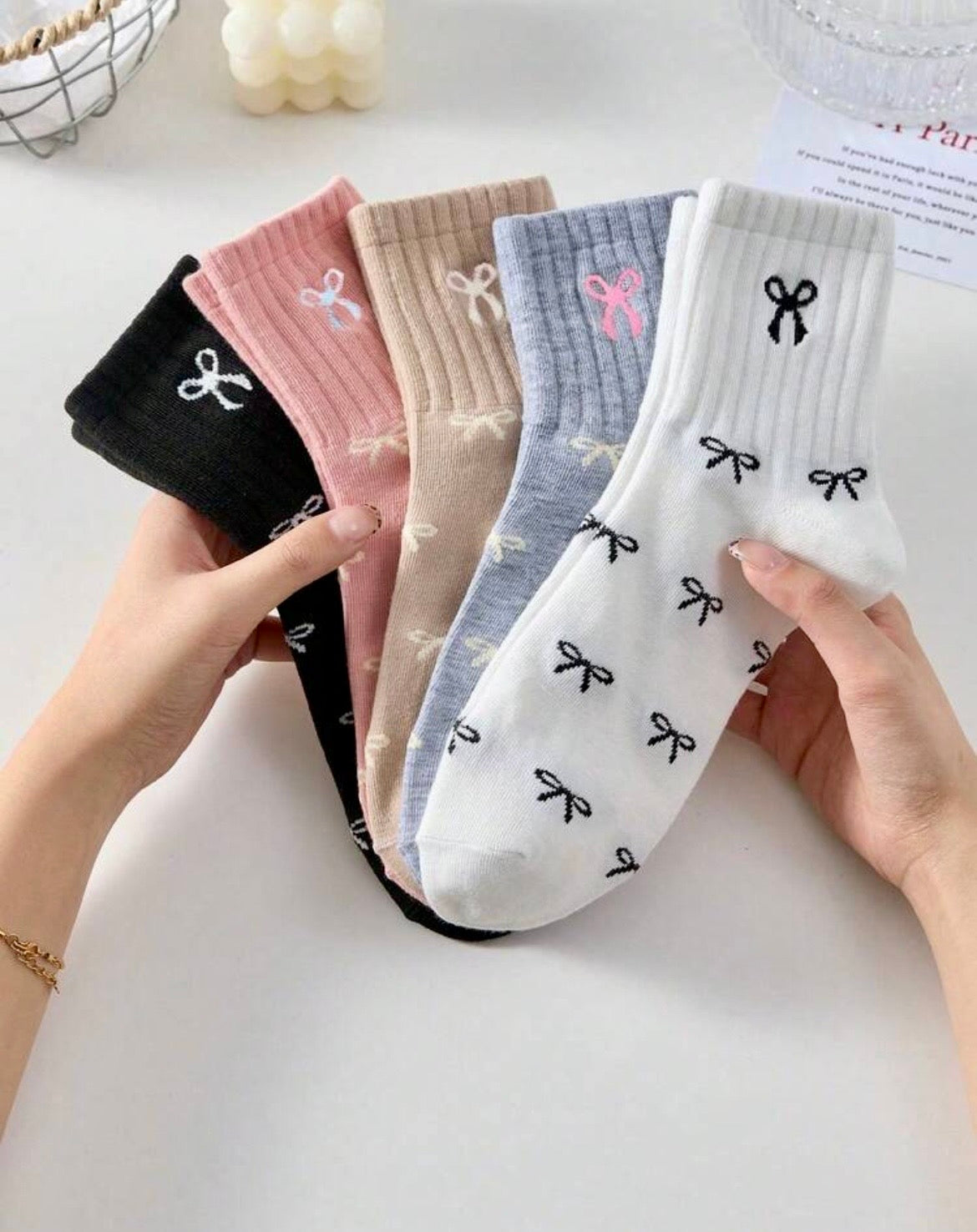 Bow print socks