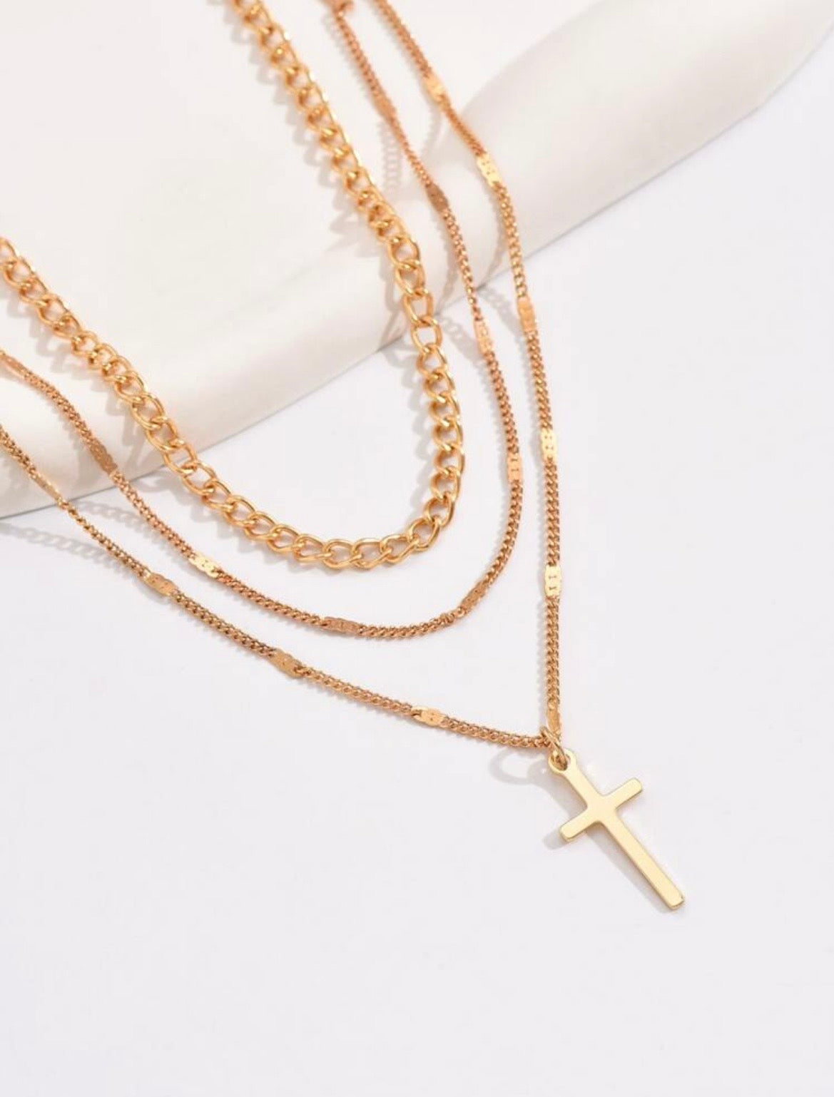 Layered cross pendant necklace