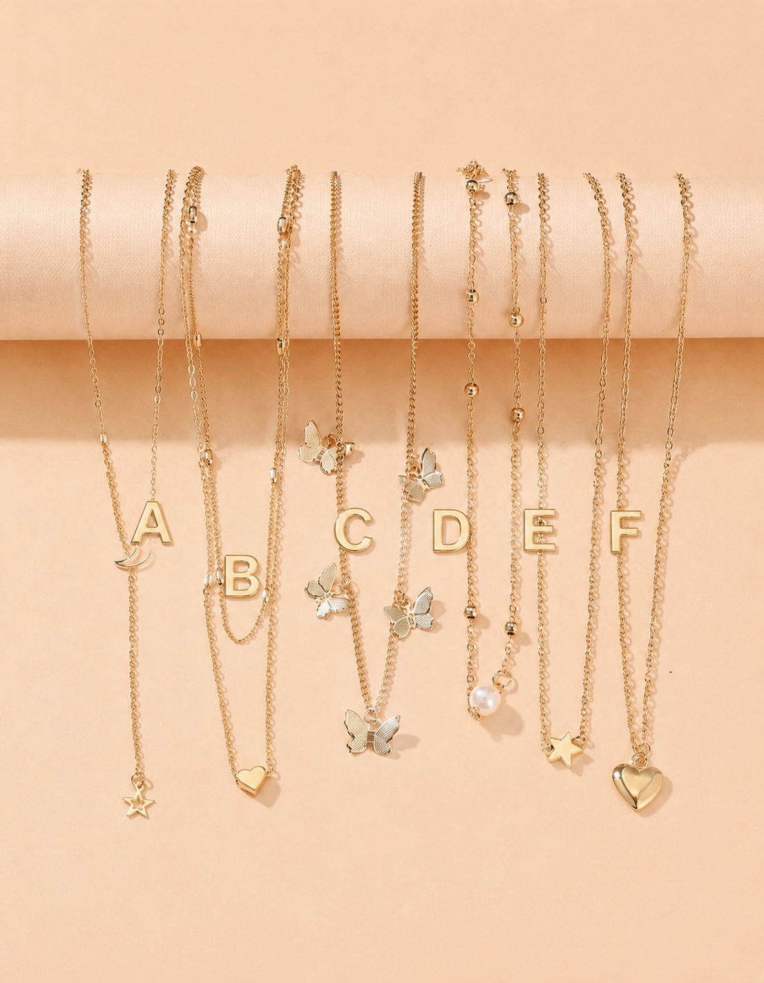 Chic necklaces