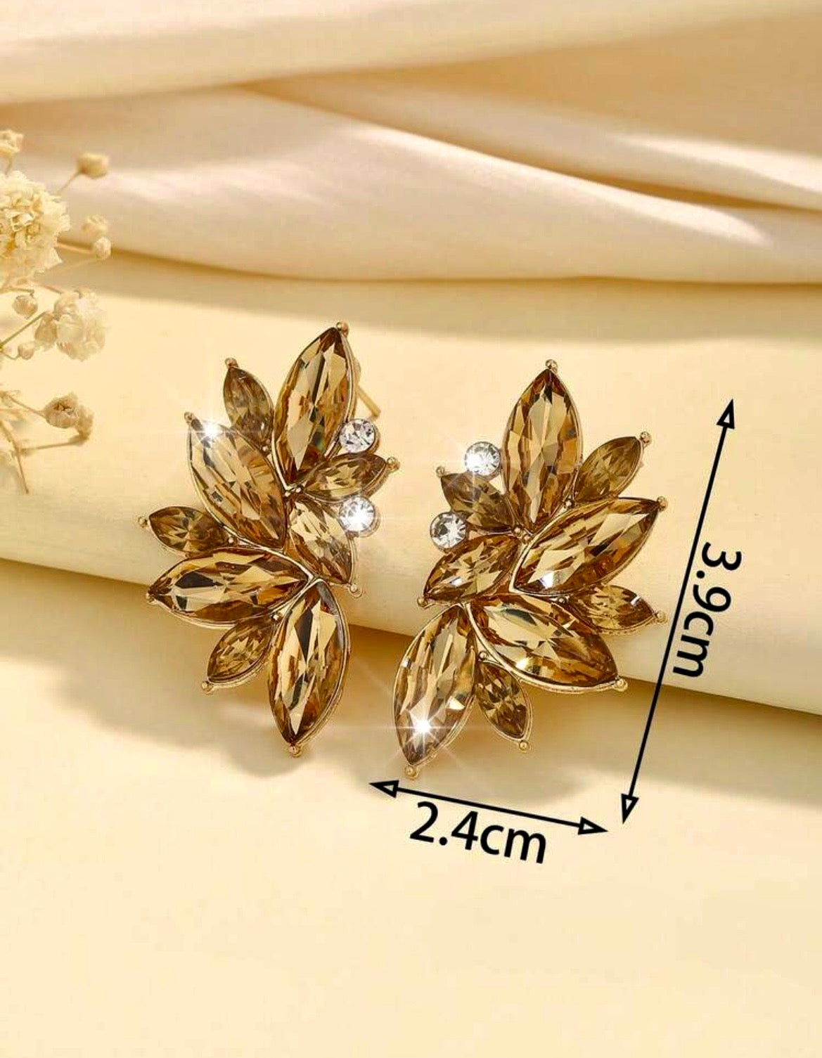 Elegant light brown rhinestone earrings