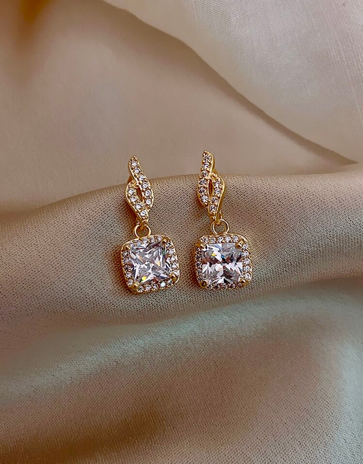 Geometric rhinestone earrings
