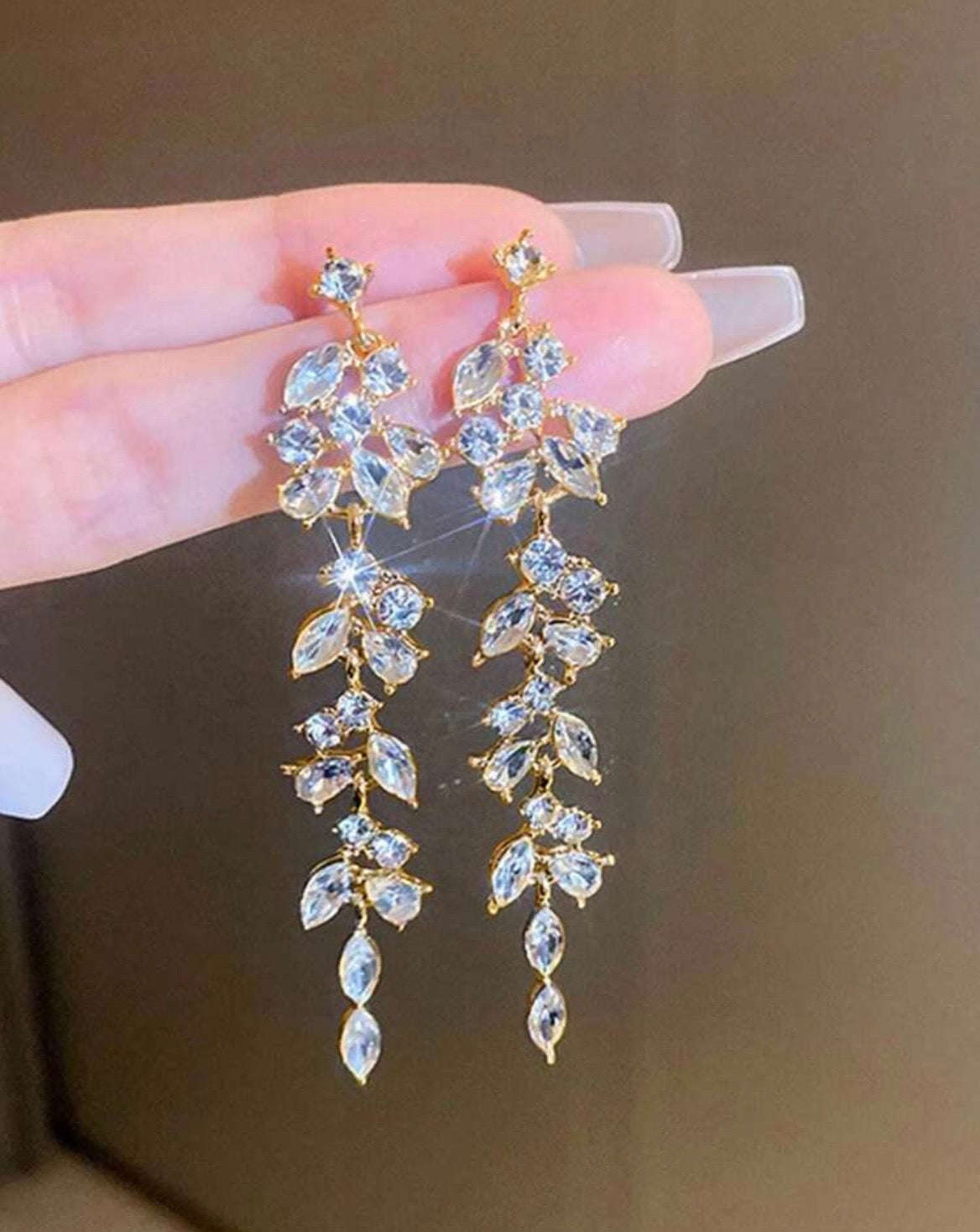 Rhinestone leaf tassel earrings