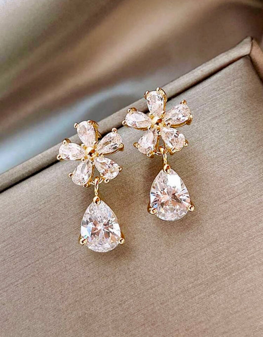 Flower rhinestone drop earrings