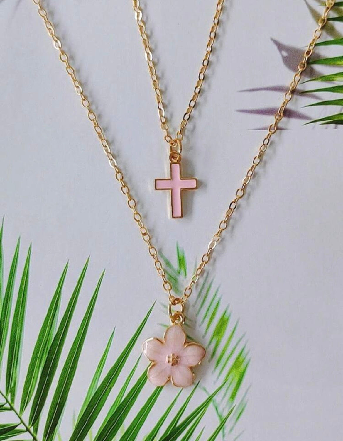 Flower & cross necklace (set of 2)