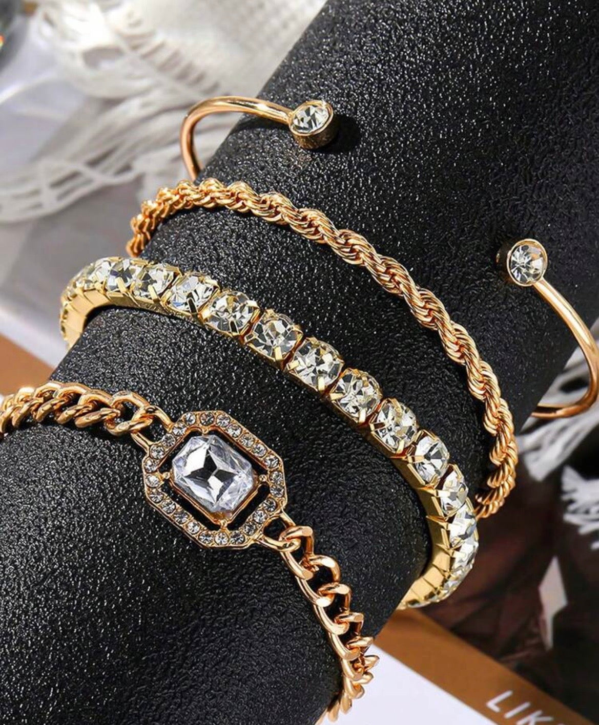 5pcs watch & hand chain set