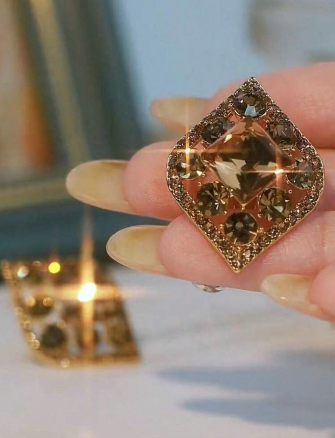 Cushion rhinestone earrings
