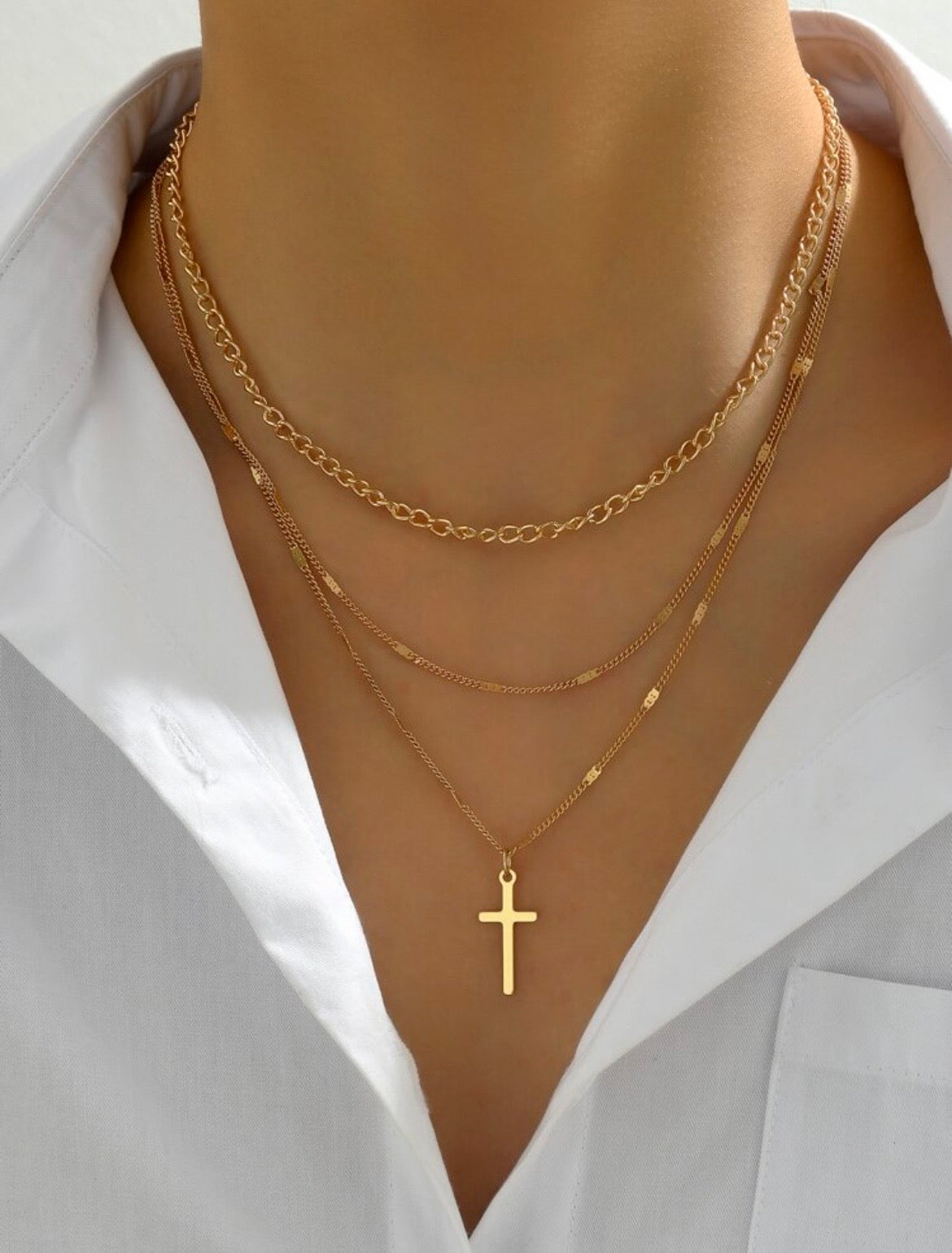 Layered cross pendant necklace