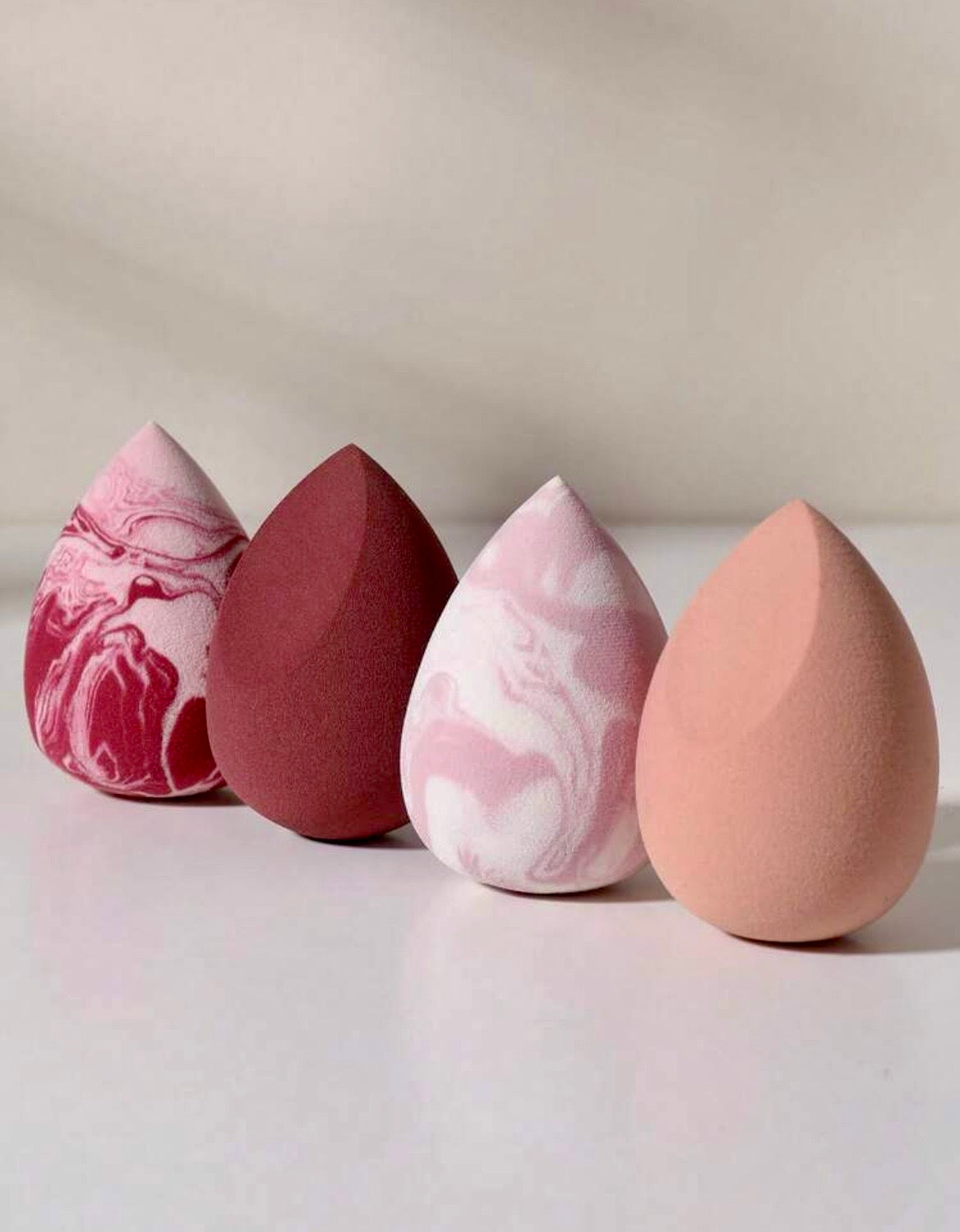 Makeup beauty blender sponges
