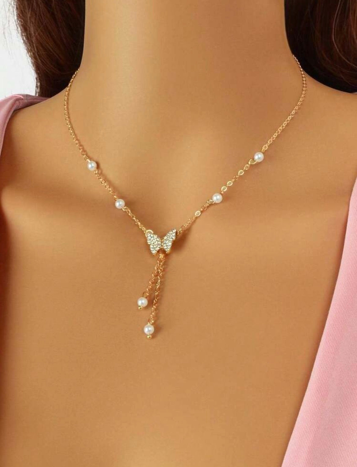 Butterfly pearl necklace